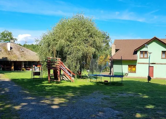 Pod Swierkami - Agroturystyka